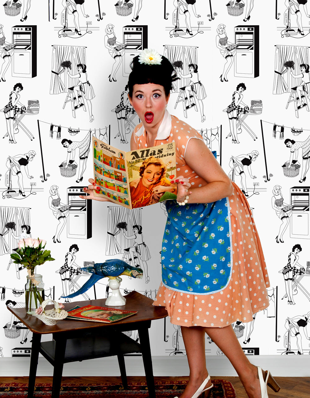 50s Housewives - Wallpaper